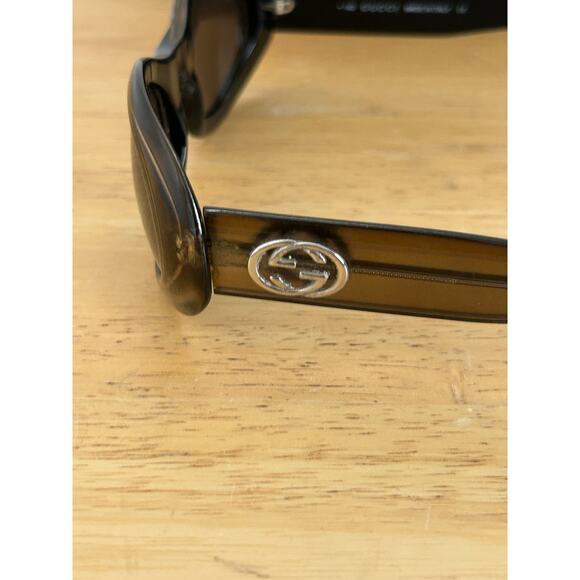 Vintage Gucci Oval Sunglasses - GG 2400/N/S 3NR Made in Italy